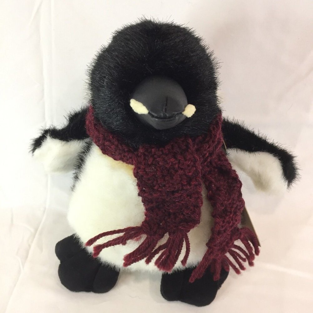 Tuxie Penguin Boyds Bears Plush Stuffed Animal 20th Anniversary with Scarf New